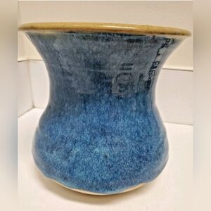 Mudworks Pottery Hand Thrown Blue & Brown Glazed Vase 6.5" Tall, 2008 Effort,PA